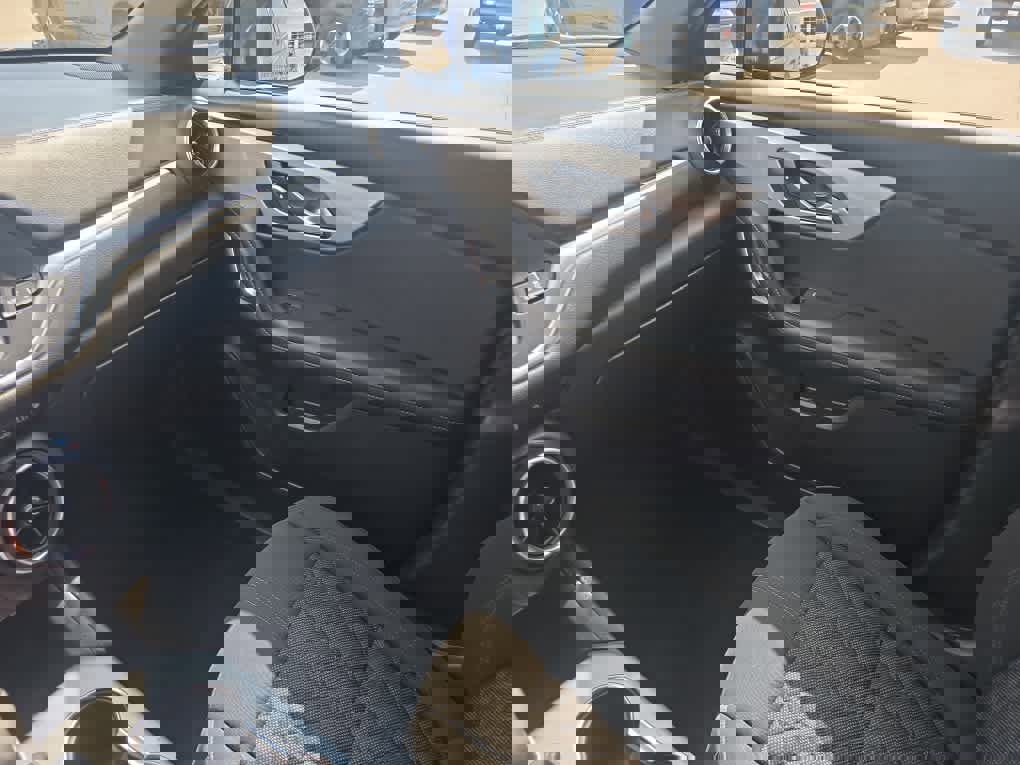 Used 2022 Chevrolet Blazer LT image 27