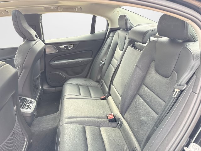 Certified 2024 Volvo S60 B5 Ultimate w/ Protection Package Premier AWD/4WD image 29