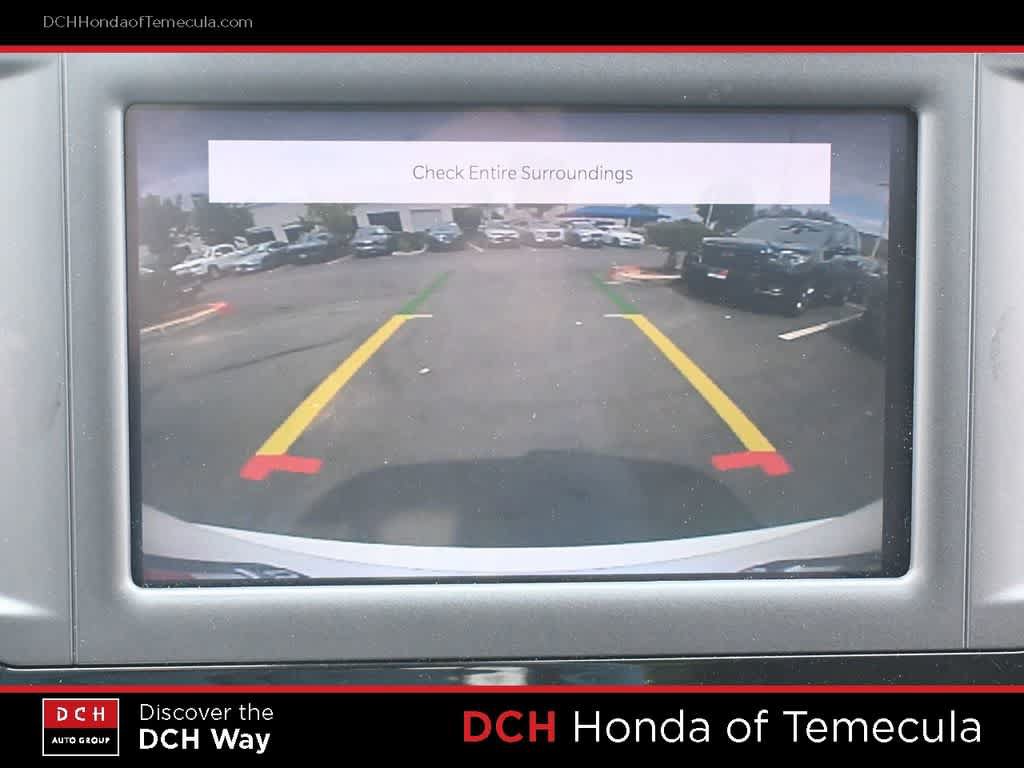 Used 2022 Chrysler Voyager LX FWD image 13
