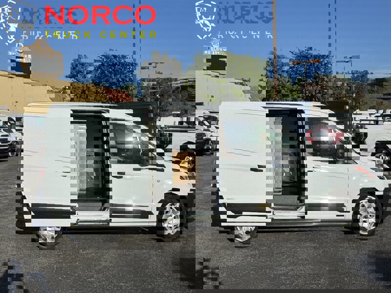 Used 2020 Ford Transit Connect XL image 34