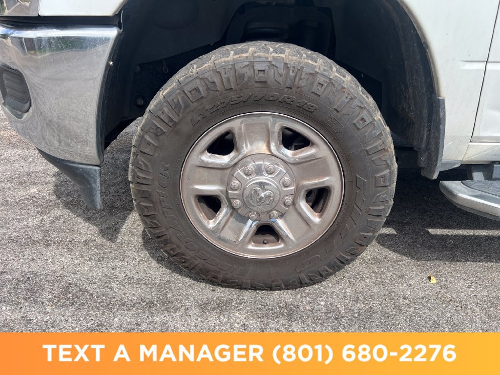 Used 2024 RAM 2500 Tradesman w/ Chrome Appearance Group AWD/4WD image 10