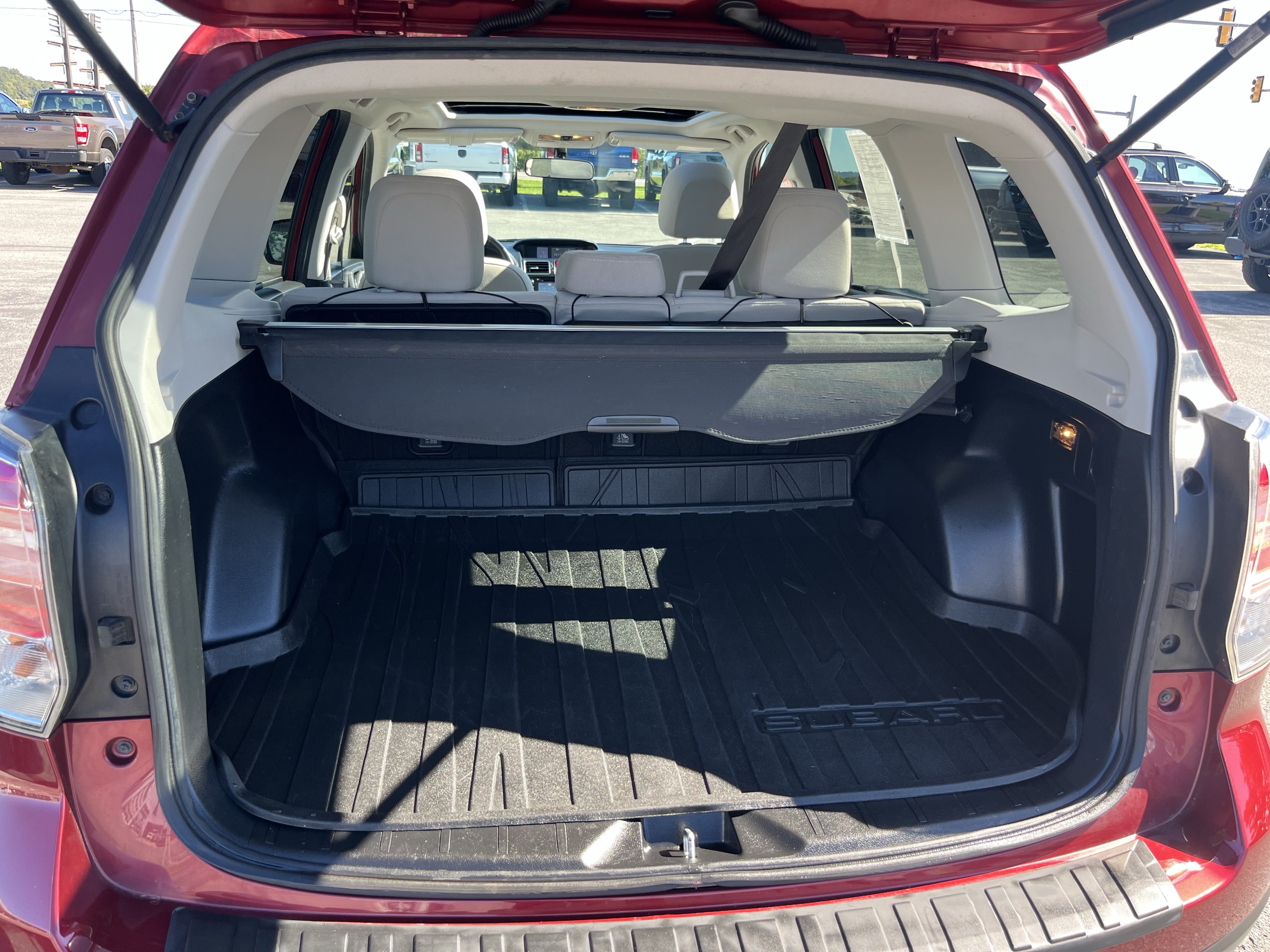 Used 2018 Subaru Forester 2.5i Premium w/ Protection Package #1 AWD/4WD image 7