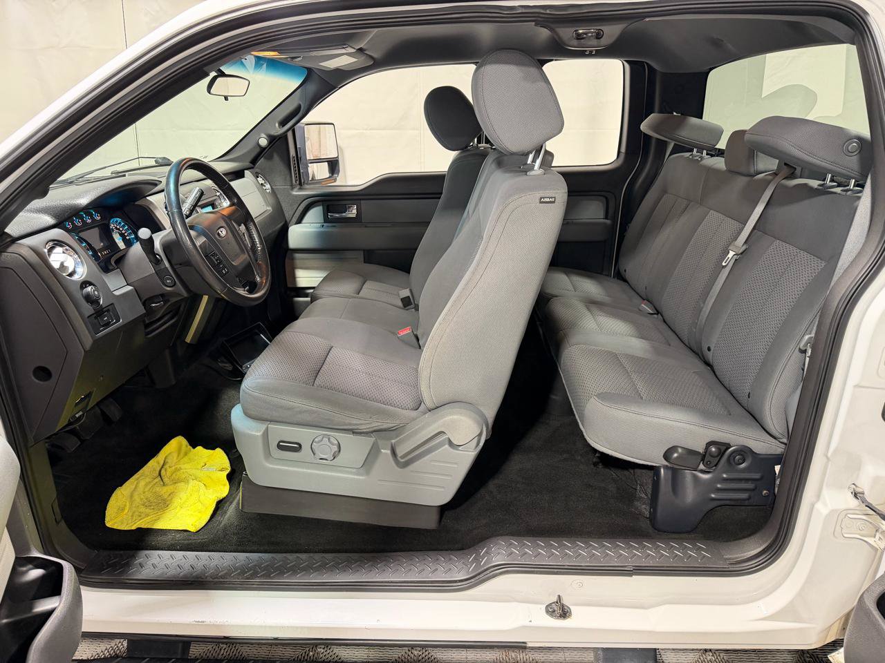 Used 2014 Ford F150 XLT AWD/4WD image 26