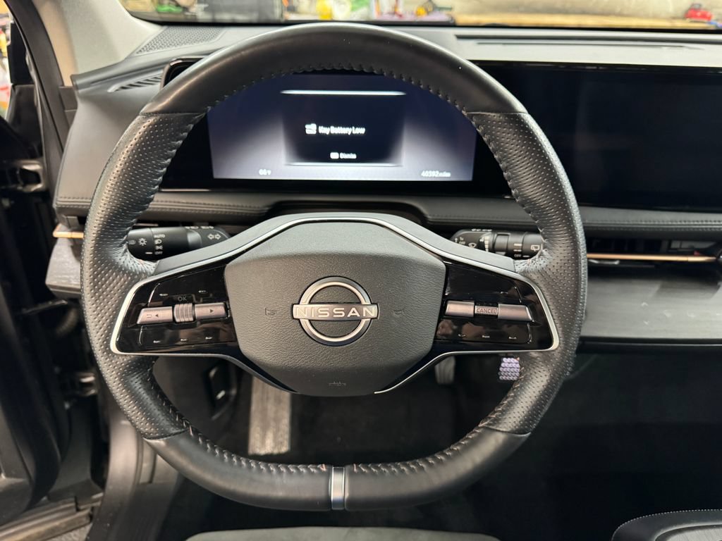 Used 2023 Nissan Ariya FWD image 19