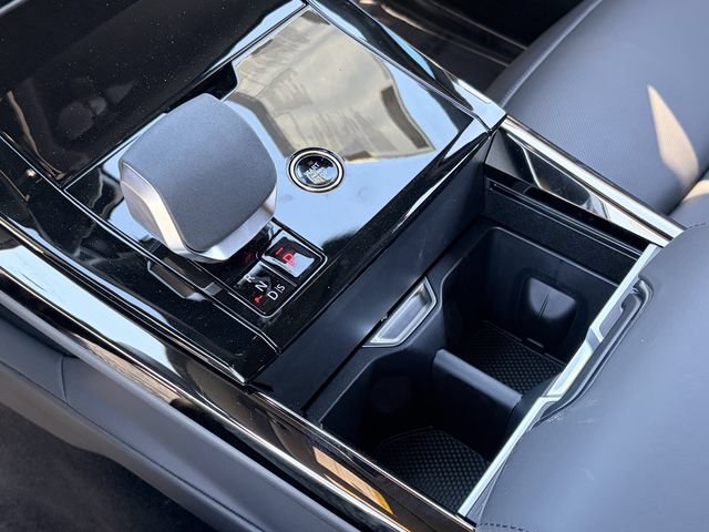 New 2026 Land Rover Range Rover Sport Dynamic SE AWD/4WD image 9