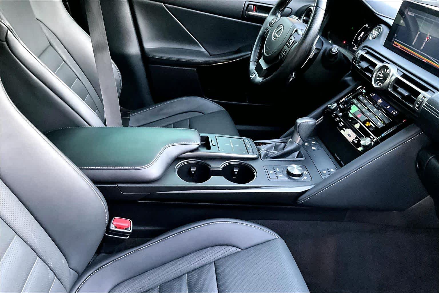 Used 2021 Lexus IS 350 F Sport w/ Navigation Package RWD image 34
