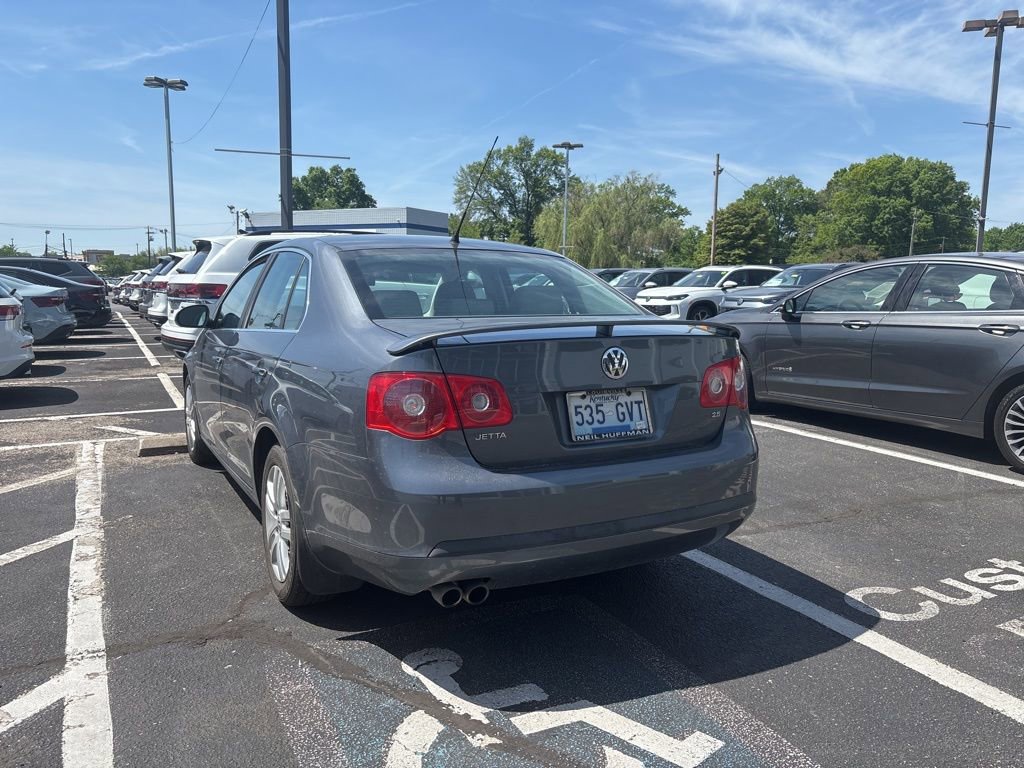 Used 2007 Volkswagen Jetta Wolfsburg Edition FWD image 12