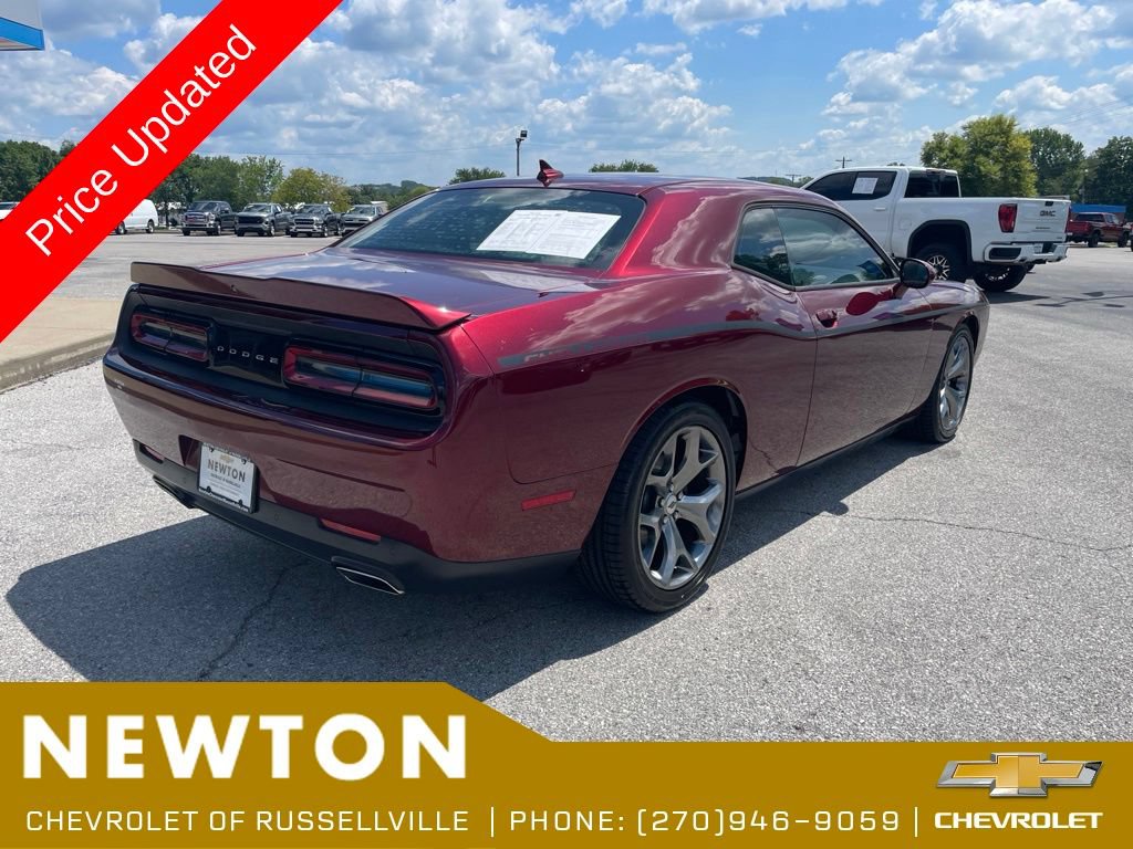Used 2017 Dodge Challenger SXT Plus RWD image 31