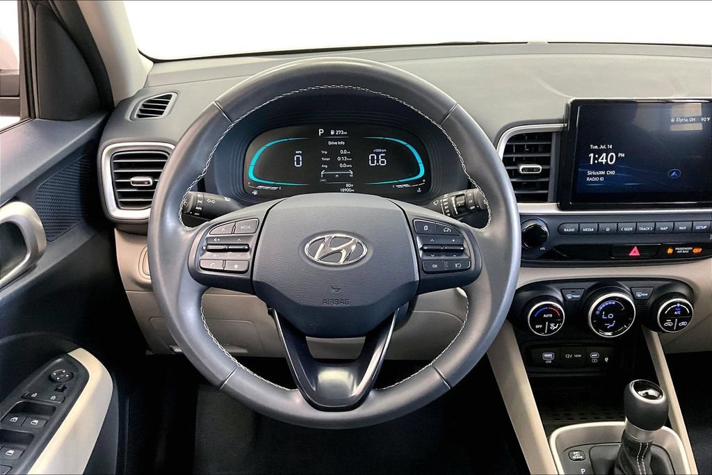 Certified 2024 Hyundai Venue Limited FWD image 5