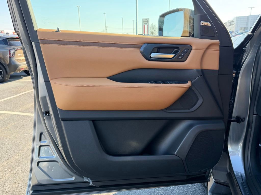 New 2026 Nissan Armada SL w/ Captain's Chari Seat Package image 12