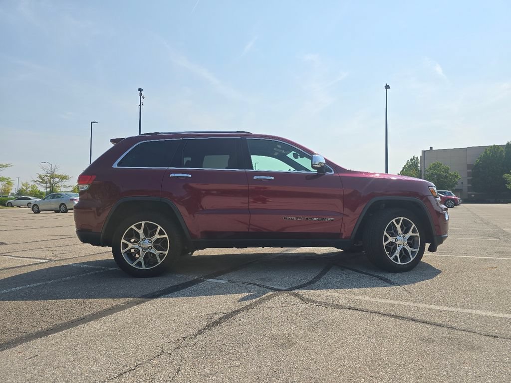 Used 2020 Jeep Grand Cherokee Limited w/ Premium Lighting Group AWD/4WD image 18