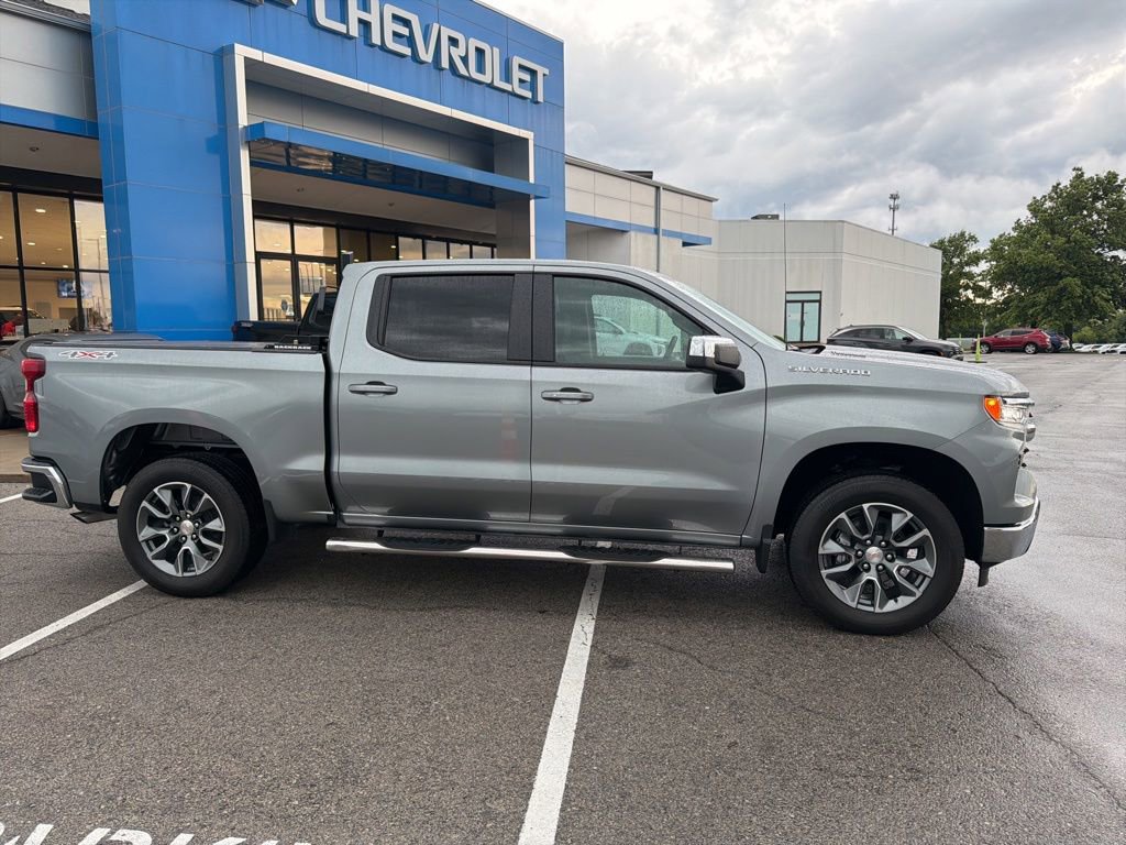 Certified 2026 Chevrolet Silverado 1500 LT AWD/4WD image 2