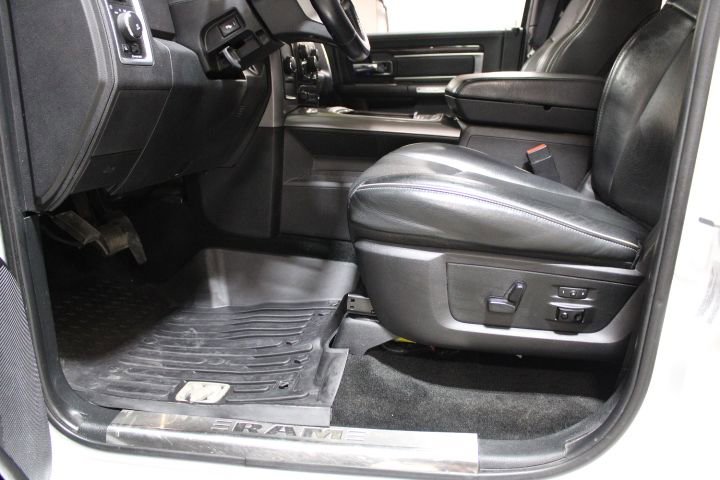 Used 2016 RAM 2500 Limited image 17