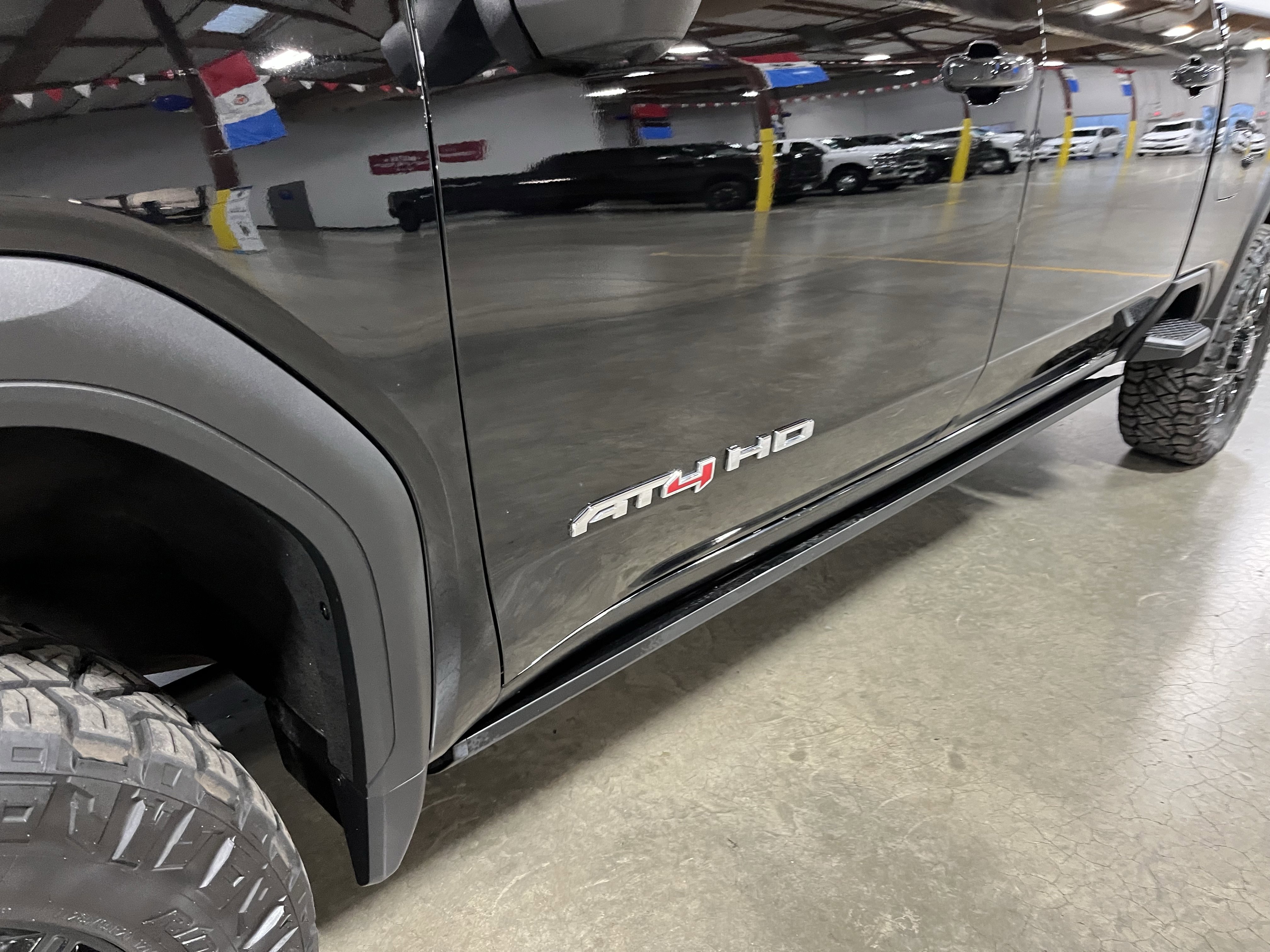 Used 2024 GMC Sierra 3500 AT4 w/ AT4 Premium Plus Package image 10