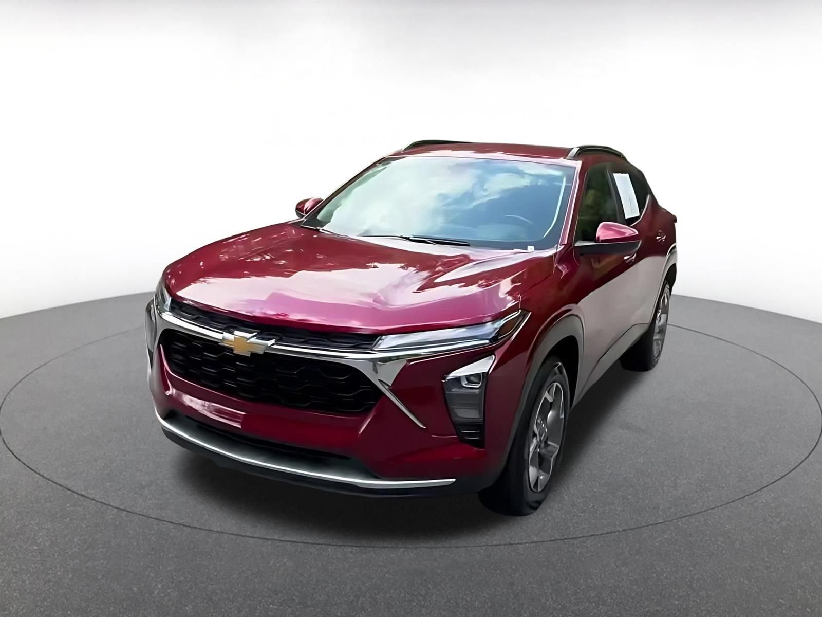 Used 2025 Chevrolet Trax LT w/ LT Convenience Package FWD image 5