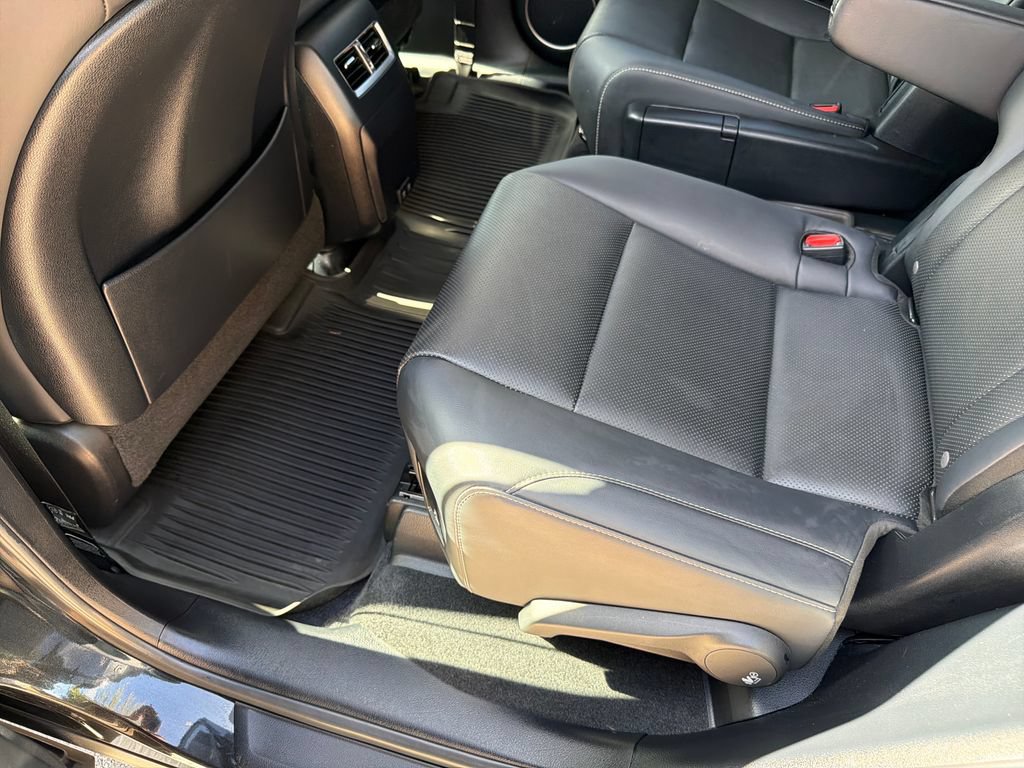 Used 2021 Lexus RX 450hL AWD w/ Premium Package image 39