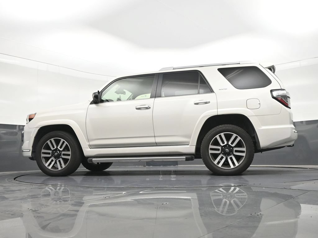Used 2023 Toyota 4Runner Limited AWD/4WD image 24