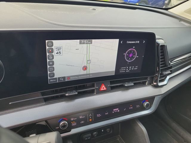 Used 2025 Kia Sportage SX image 22