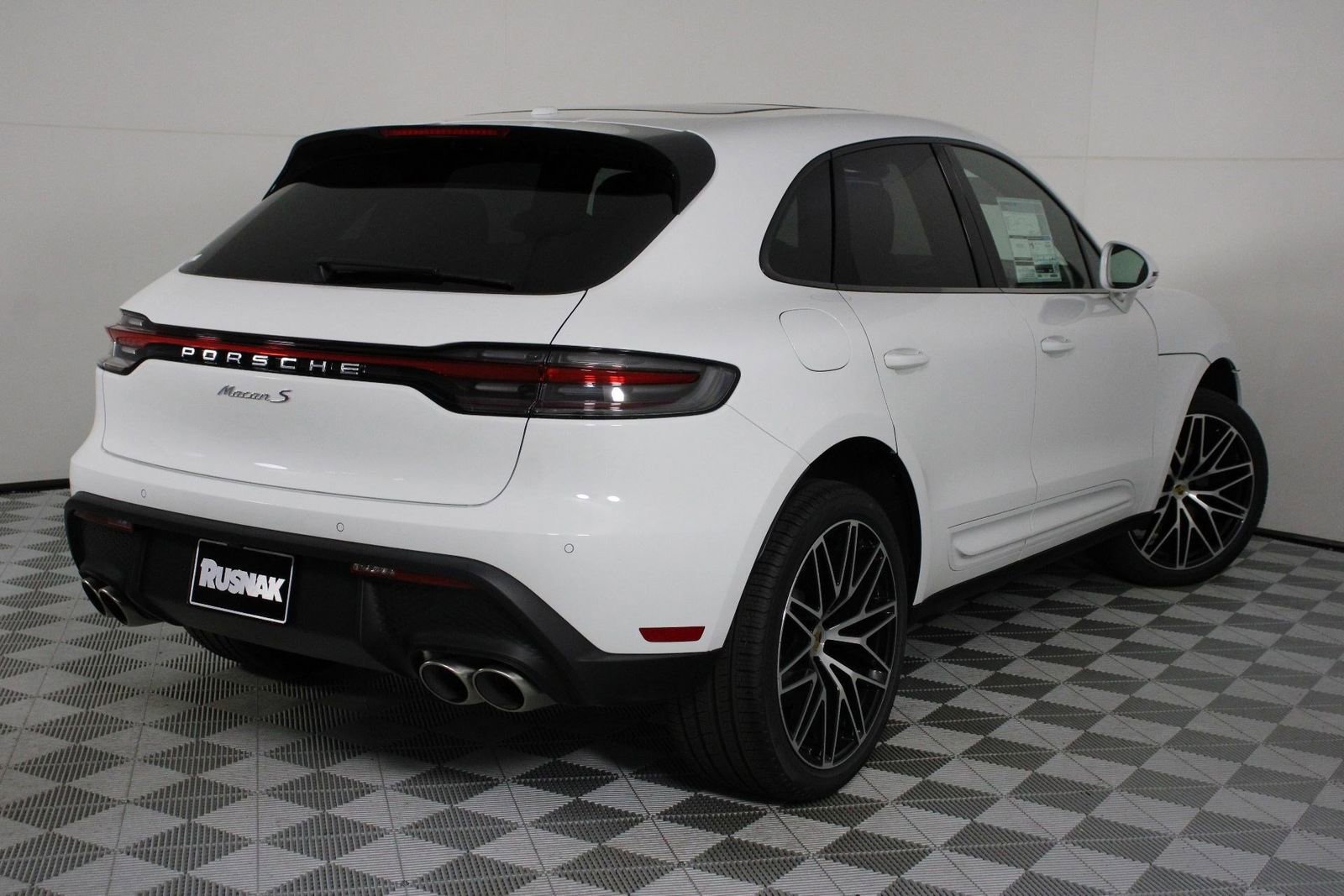 New 2026 Porsche Macan S AWD/4WD image 7