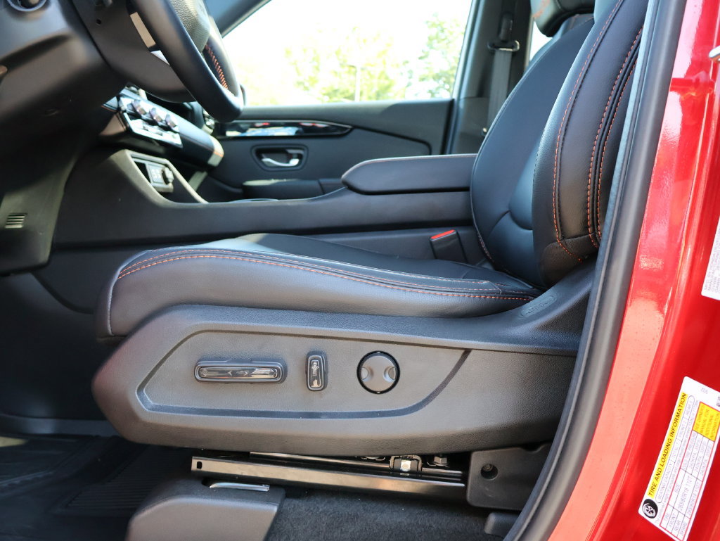 Certified 2025 Honda Pilot TrailSport image 33