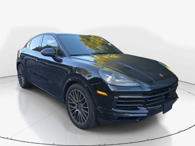 Used 2023 Porsche Cayenne Platinum Edition AWD/4WD image 3