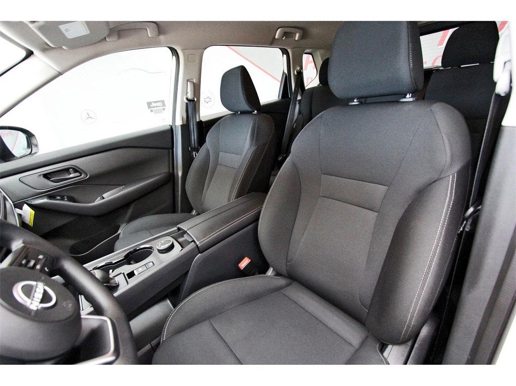 Certified 2024 Nissan Rogue S image 27