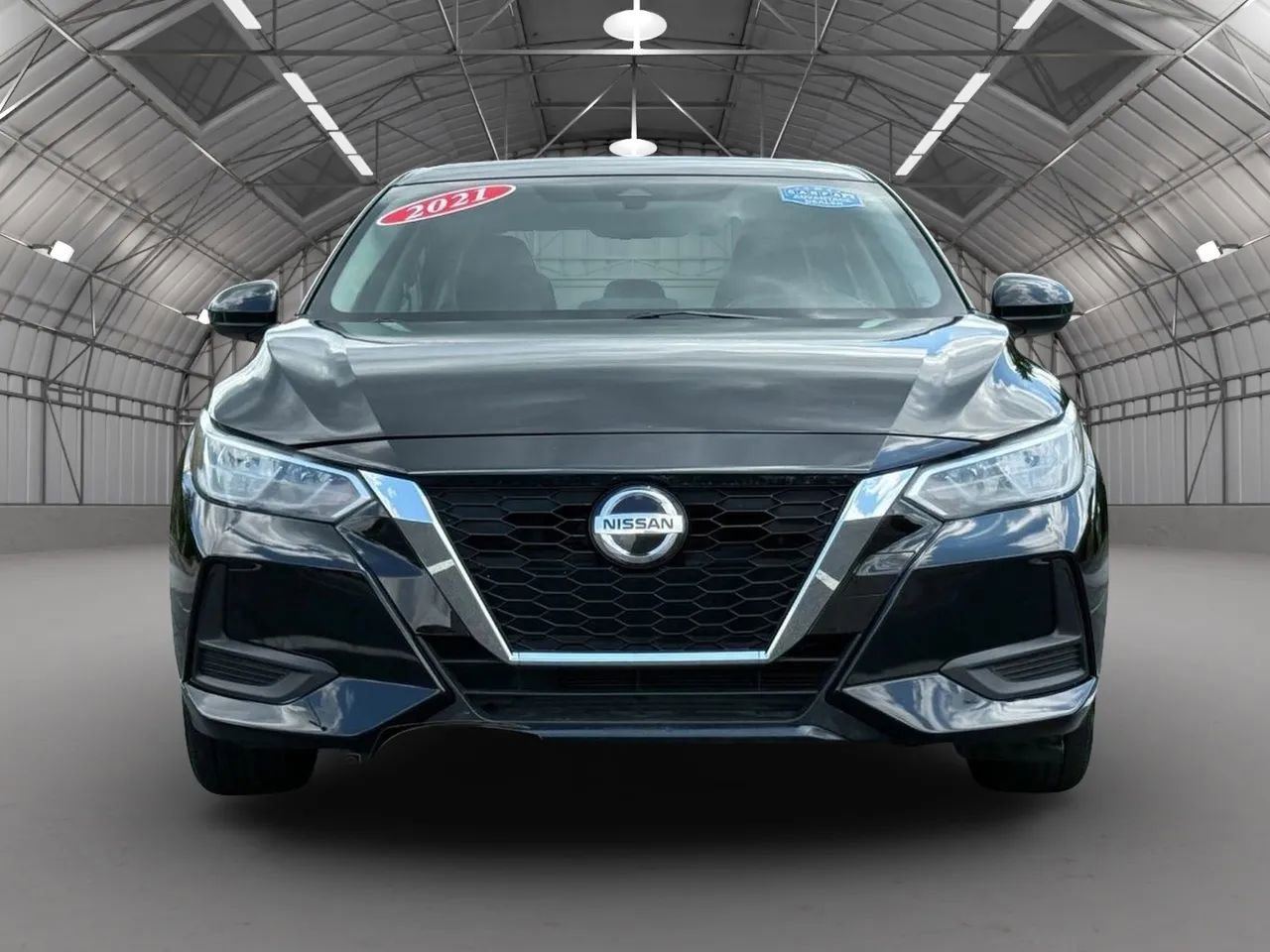 Used 2021 Nissan Sentra SV image 2