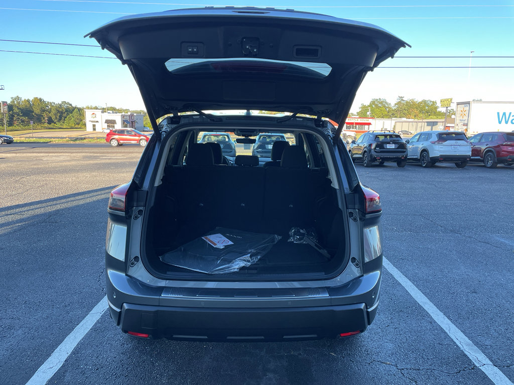 New 2026 Nissan Rogue SV image 21