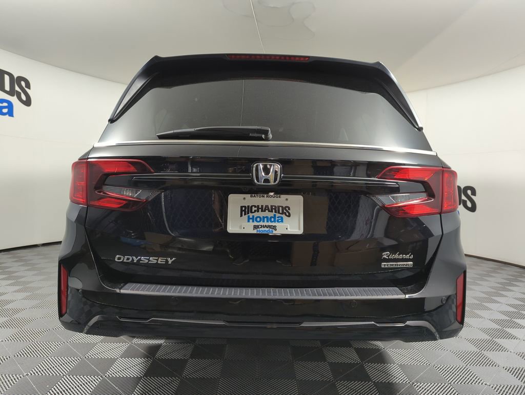 Certified 2025 Honda Odyssey Touring image 5