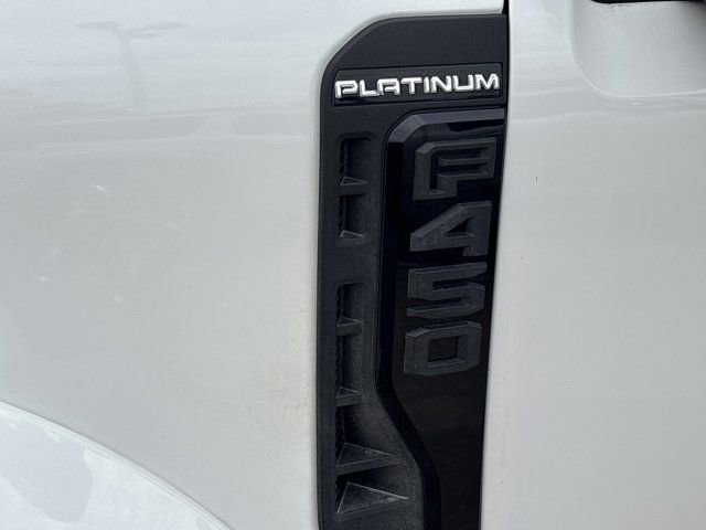 Used 2025 Ford F450 Platinum w/ FX4 Off-Road Package image 14