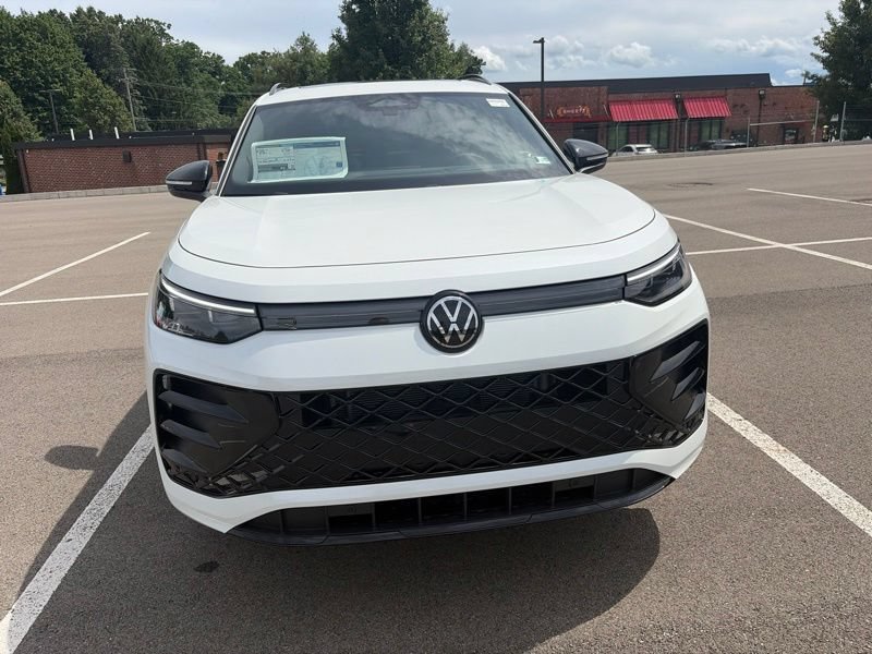 New 2026 Volkswagen Tiguan SE R-Line AWD/4WD image 10