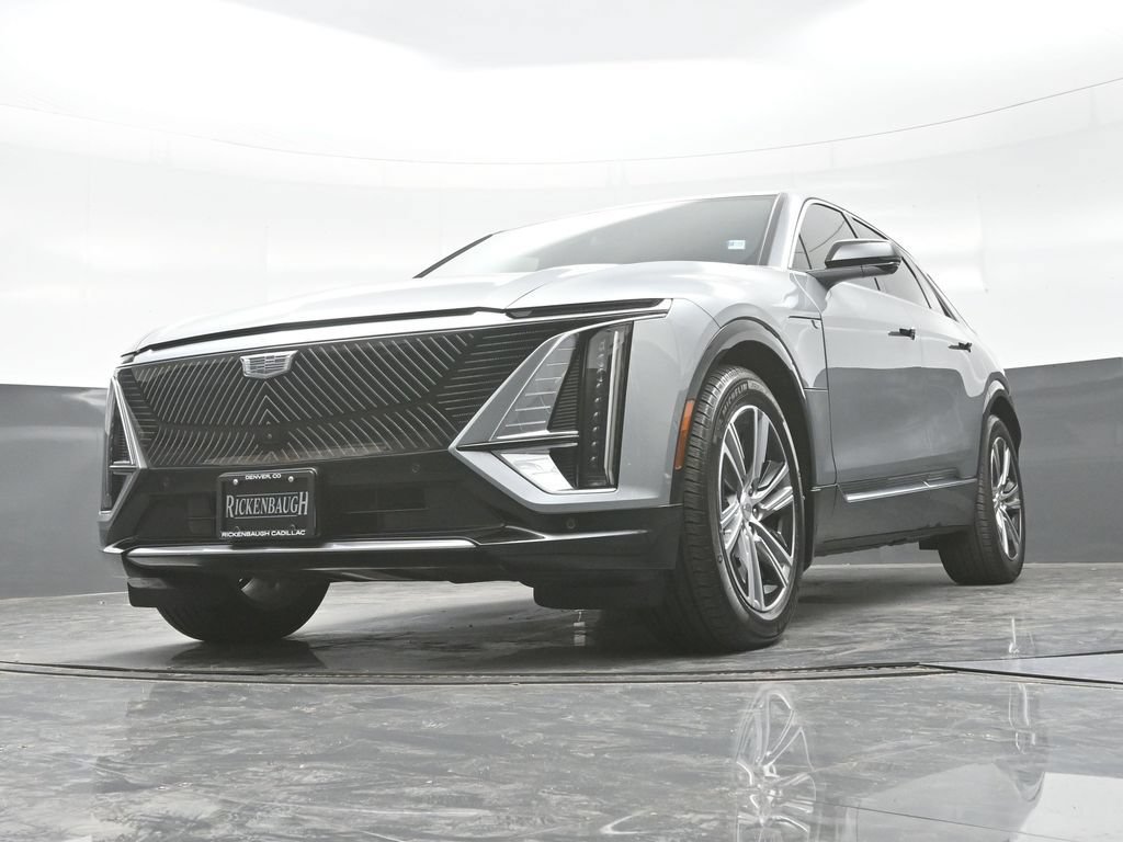Certified 2024 Cadillac Lyriq Luxury AWD/4WD image 25