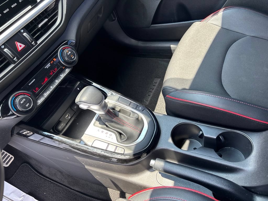 Used 2022 Kia Forte GT FWD image 19