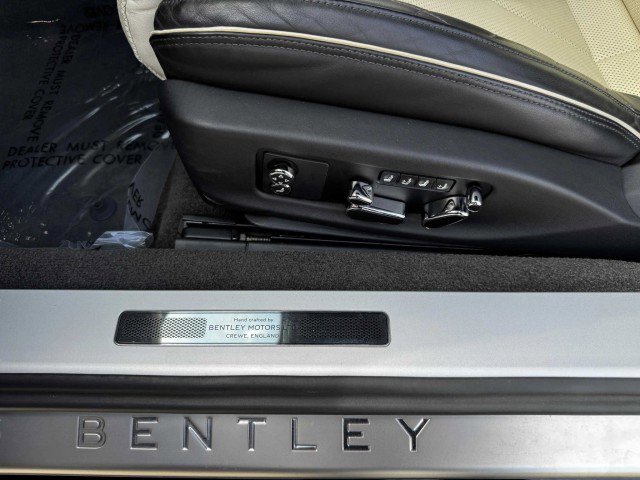 Used 2022 Bentley Continental GT image 28
