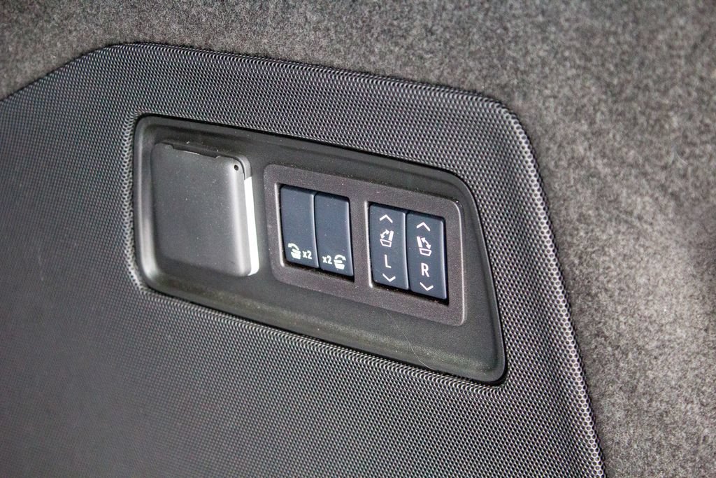 Used 2026 Cadillac Escalade Sport w/ Touring Package AWD/4WD image 25
