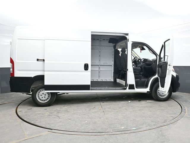 Used 2025 RAM ProMaster 2500 w/ Convenience Group image 42