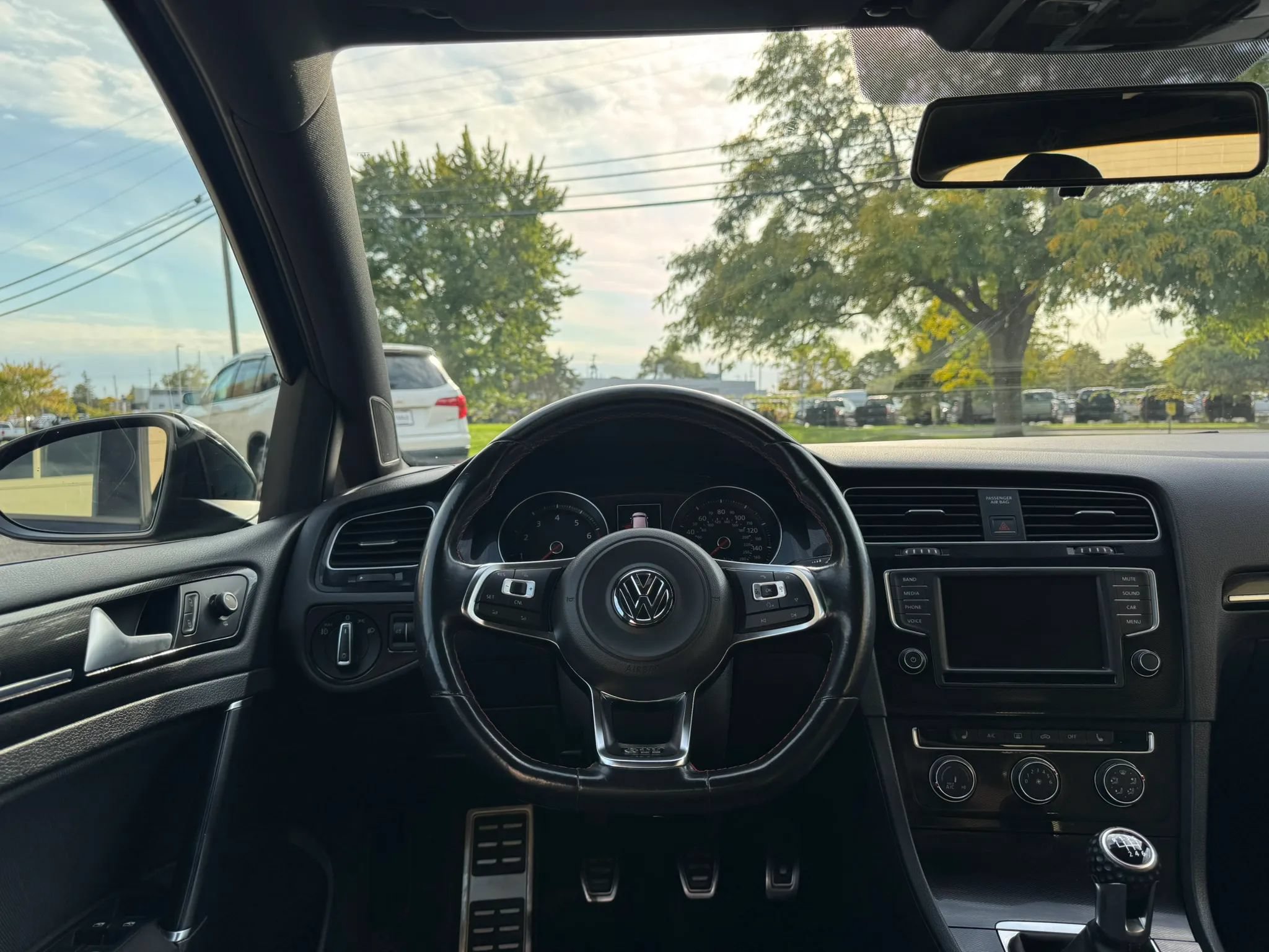 Used 2016 Volkswagen GTI S FWD image 18