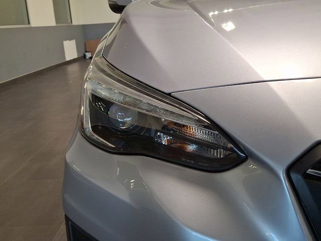 Used 2019 Subaru Crosstrek 2.0i Limited w/ Moonroof Package w/Navigation AWD/4WD image 9