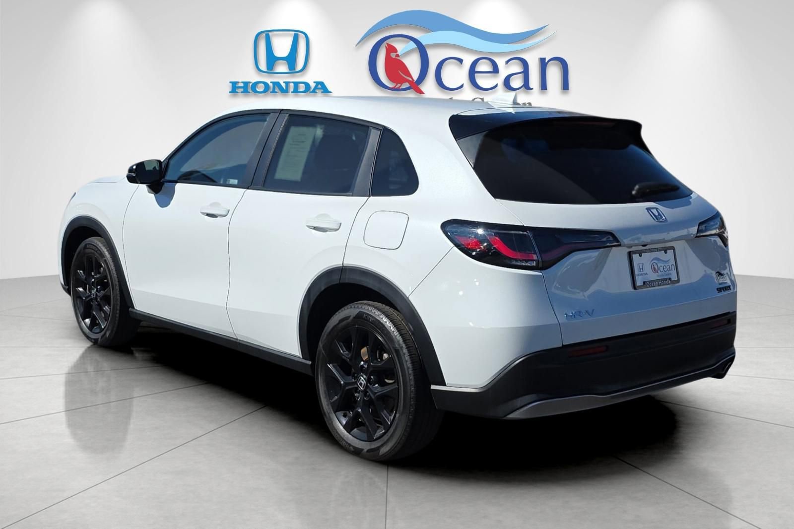 Used 2024 Honda HR-V Sport image 5