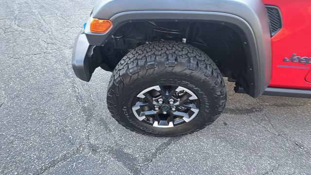 Used 2025 Jeep Wrangler Unlimited Rubicon 4xe w/ Convenience Group AWD/4WD image 37