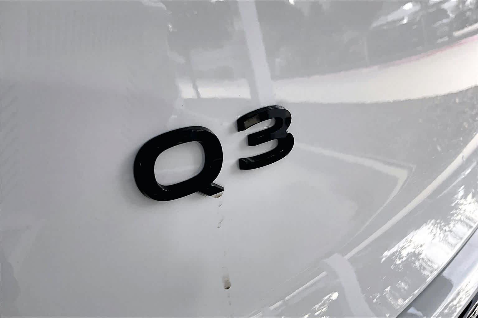 New 2026 Audi Q3 quattro 2.0T AWD/4WD image 15