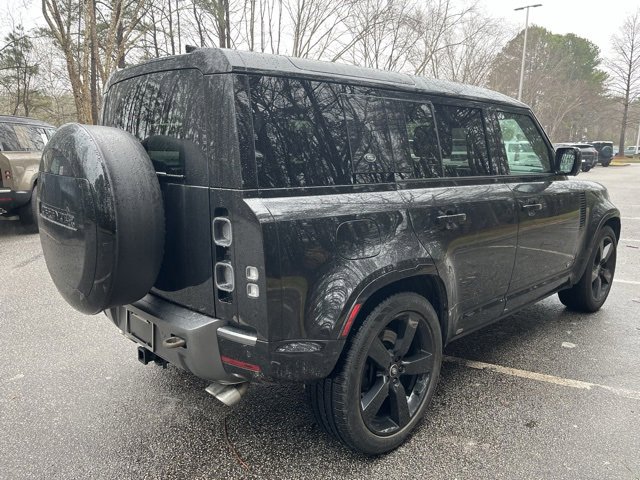 Certified 2024 Land Rover Defender 110 V8 image 9