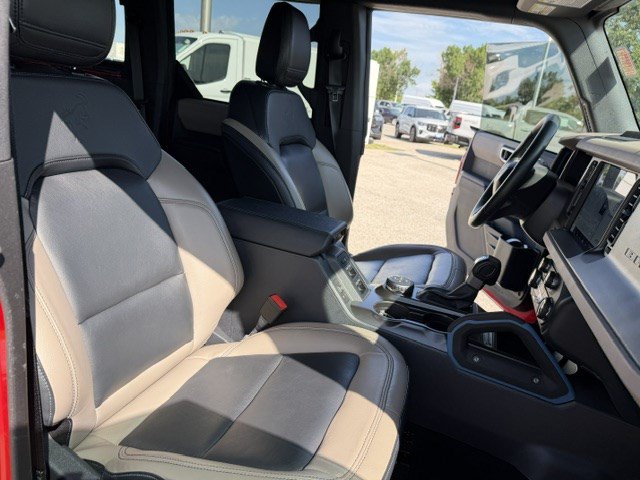 Used 2024 Ford Bronco Wildtrak AWD/4WD image 46