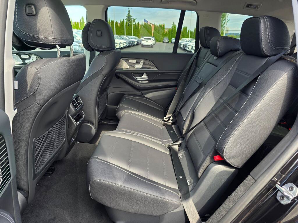 New 2026 Mercedes-Benz GLS 450 4MATIC image 20