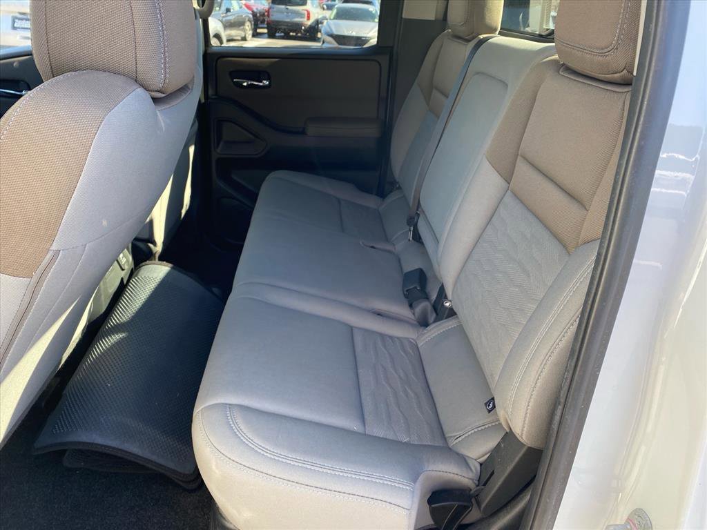 Used 2023 Nissan Frontier SV w/ SV Convenience Package image 22