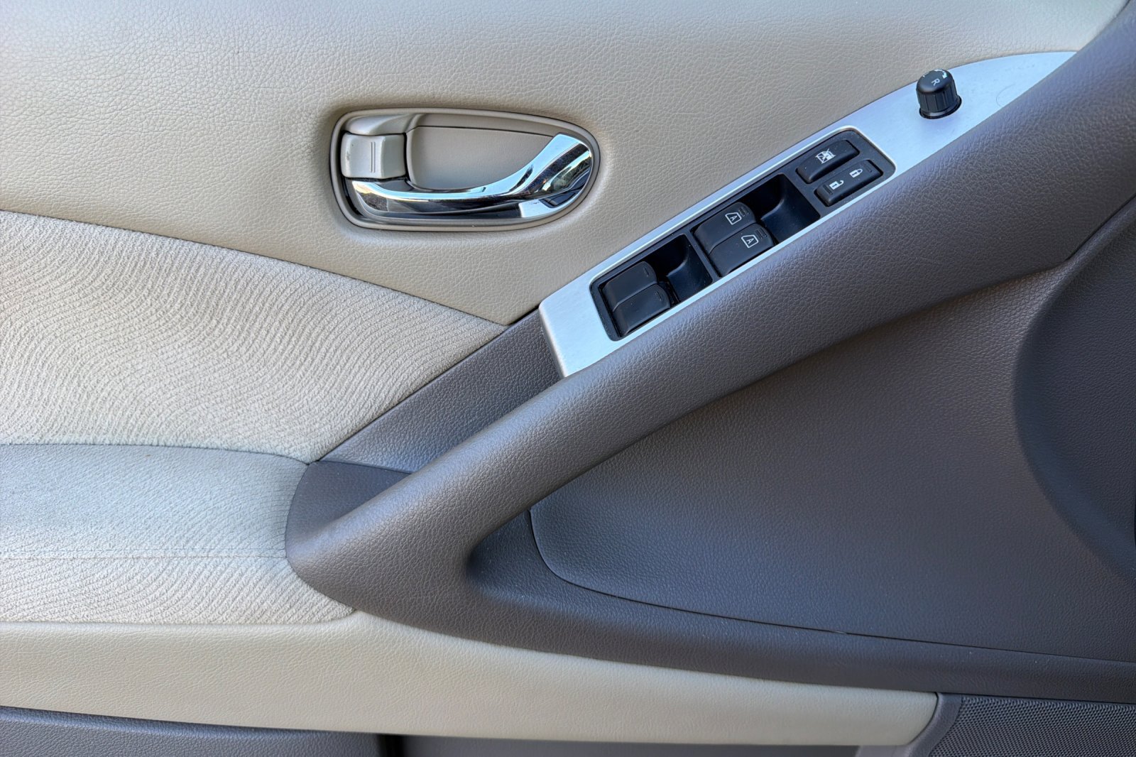 Used 2013 Nissan Murano SV AWD/4WD image 13