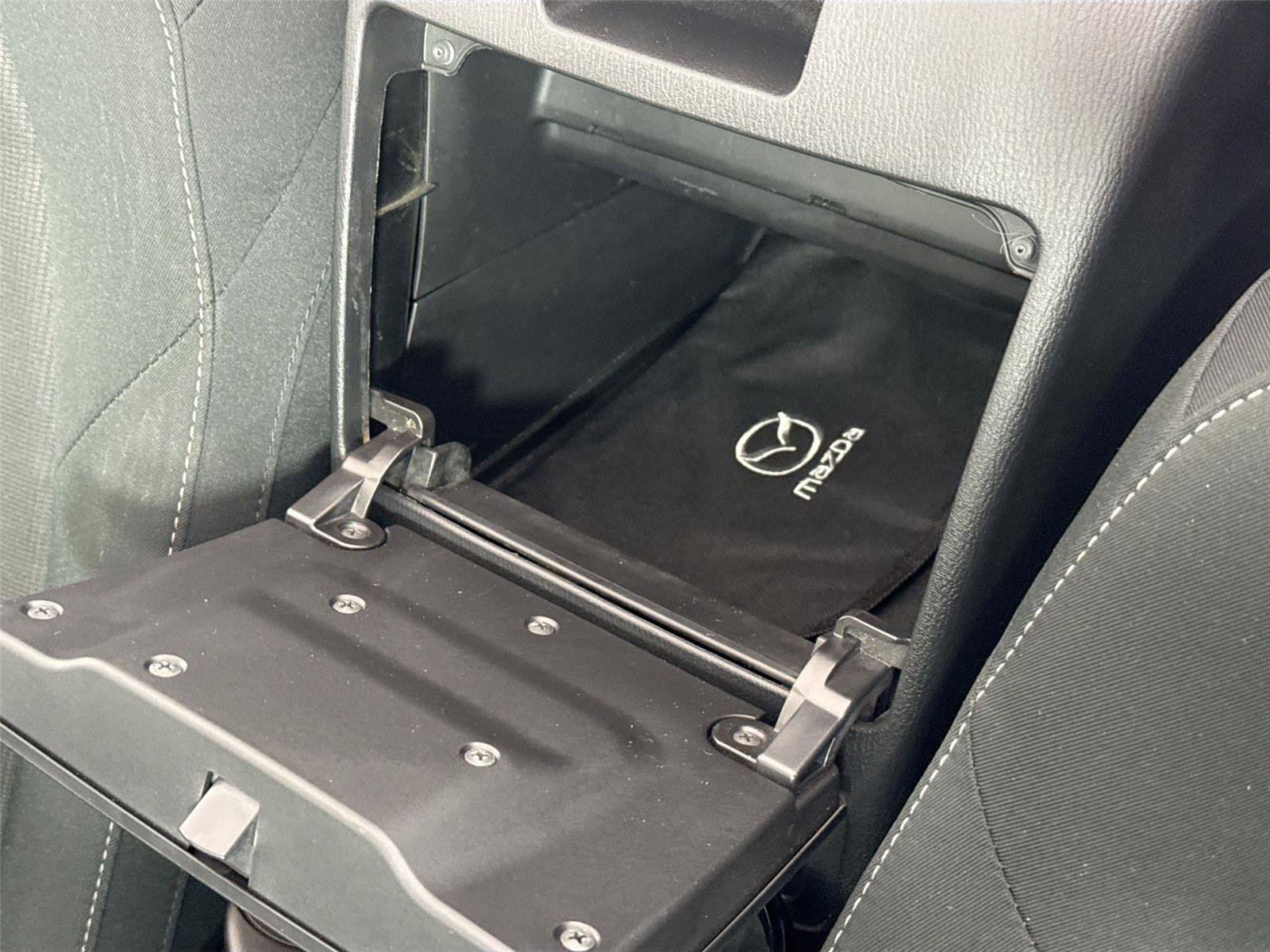 Used 2020 MAZDA MX-5 Miata Club image 37