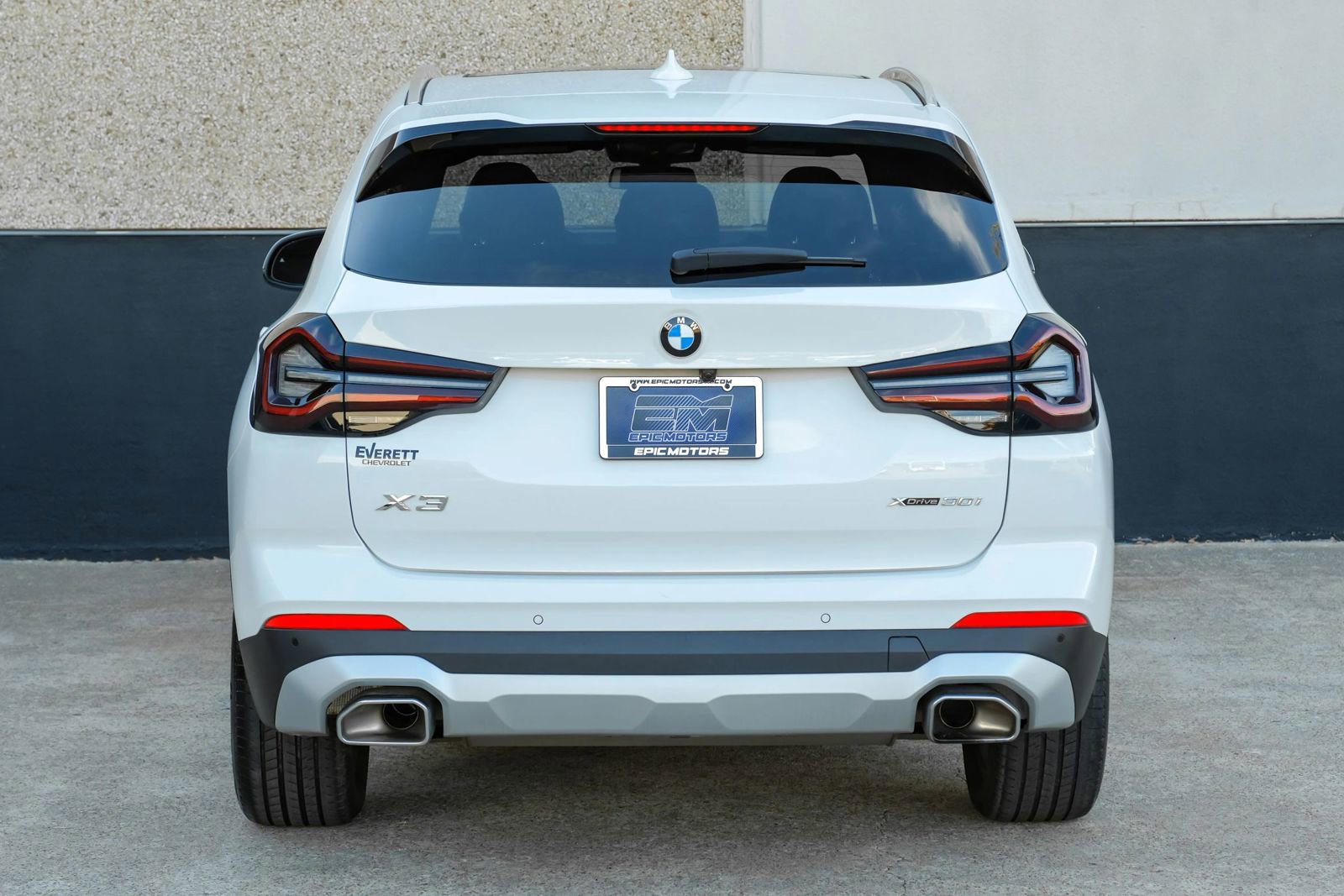 Used 2023 BMW X3 xDrive30i w/ Premium Package w/ZPA AWD/4WD image 8