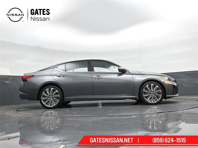 Used 2024 Nissan Altima 2.5 SL image 34