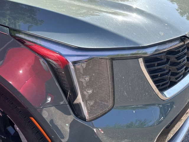 Used 2025 Kia Sorento EX w/ EX Panoramic Sunroof Package FWD image 6